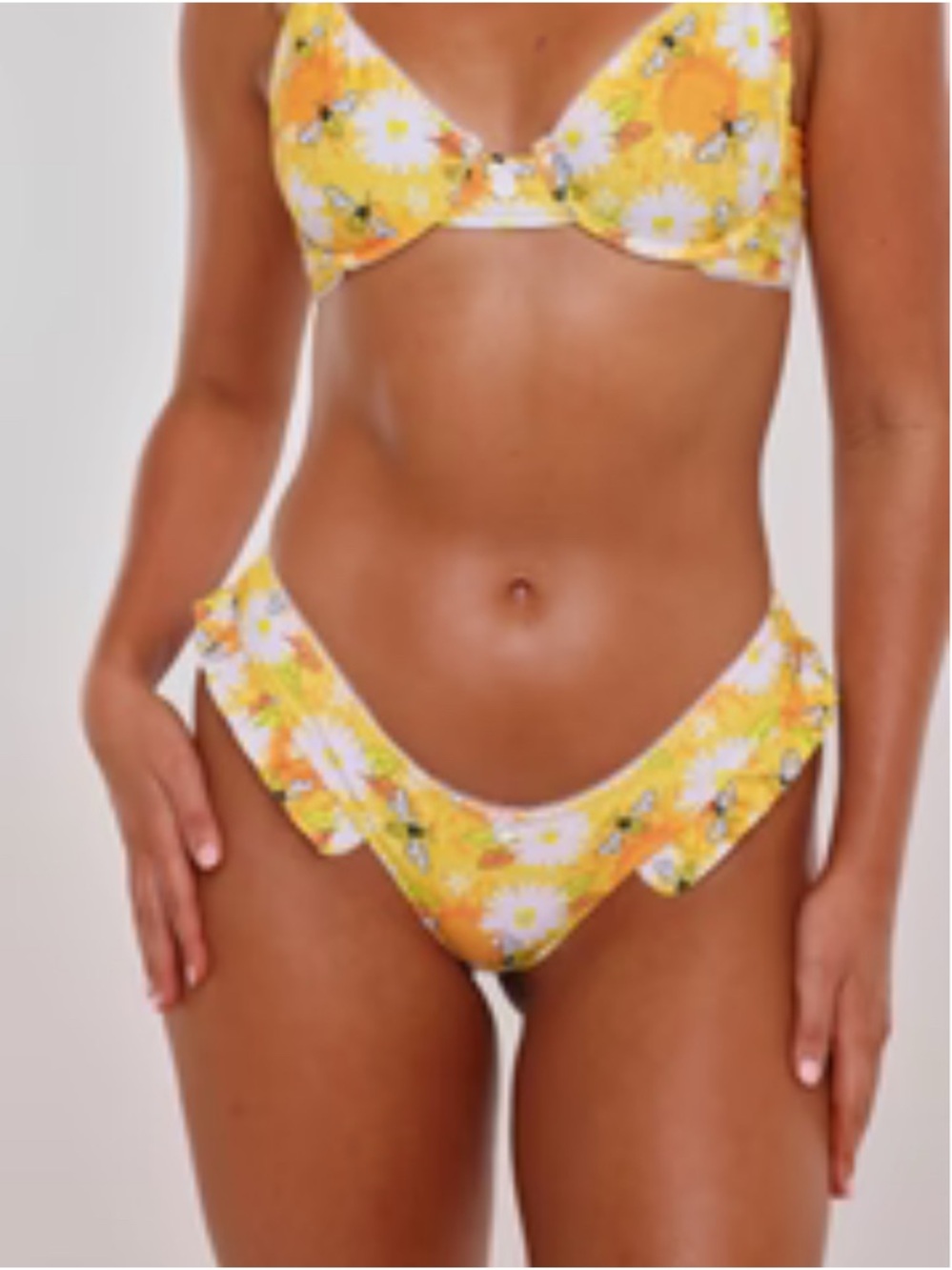 NWT MOANA BIKINI HONEY BEE TRUFFLE BOTTOMS SIZE S